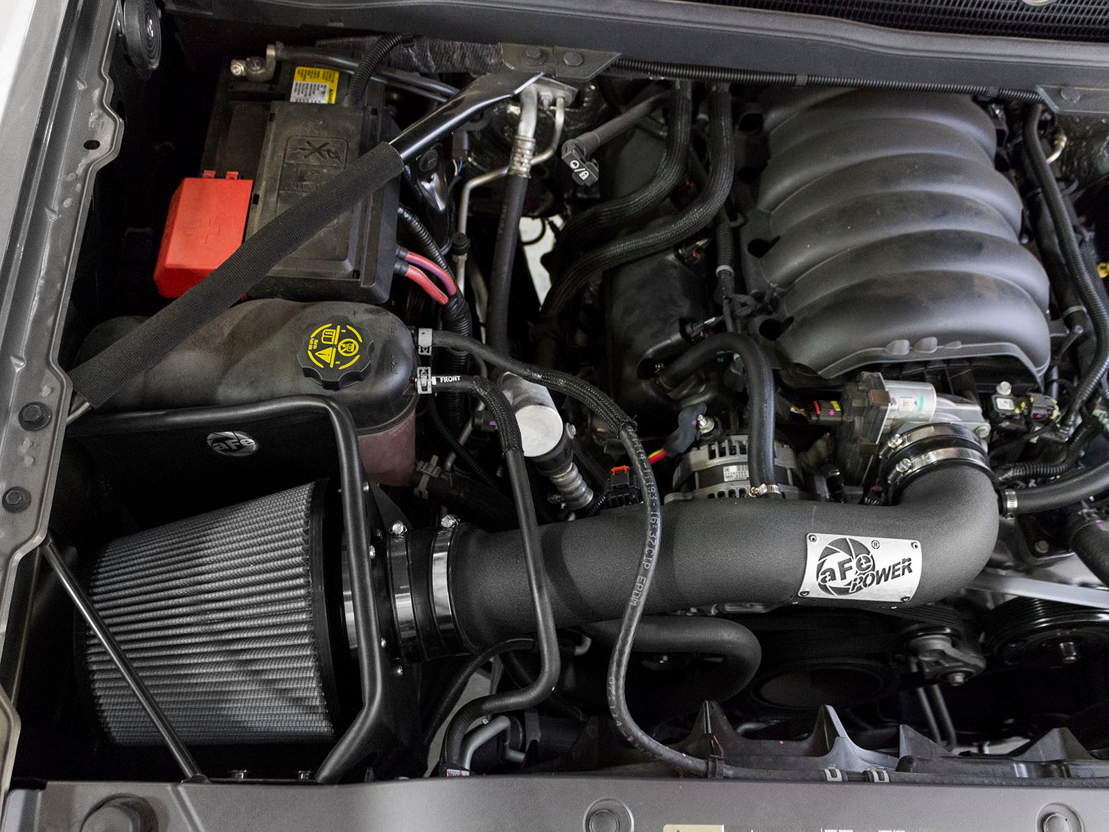 aFe Magnum FORCE Stage-2 Cold Air Intake GM Silverado/Sierra 1500 V8 5.3/6.2L (14-17) (51-12332)