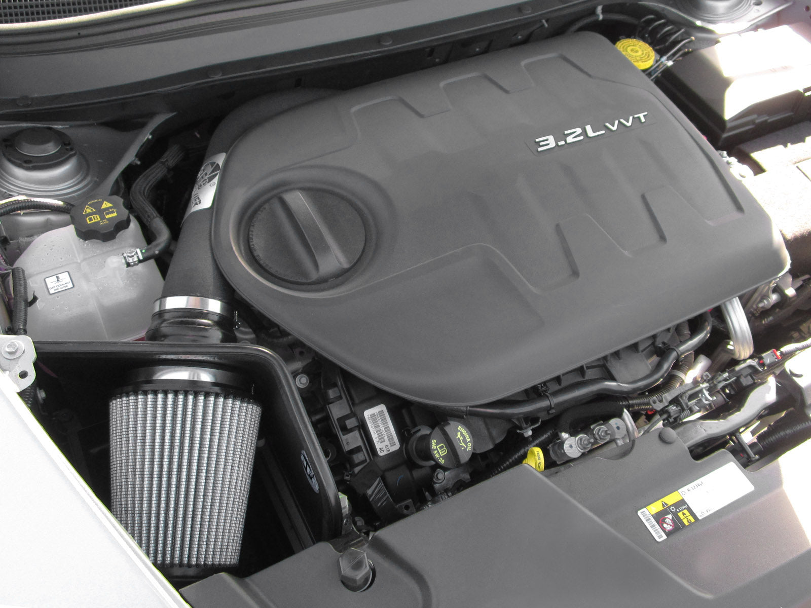 aFe Magnum FORCE Stage-2 Cold Air Intake Jeep V6 3.2L (14) (51-12462) | Cherokee F&R (SPF12462-12K)