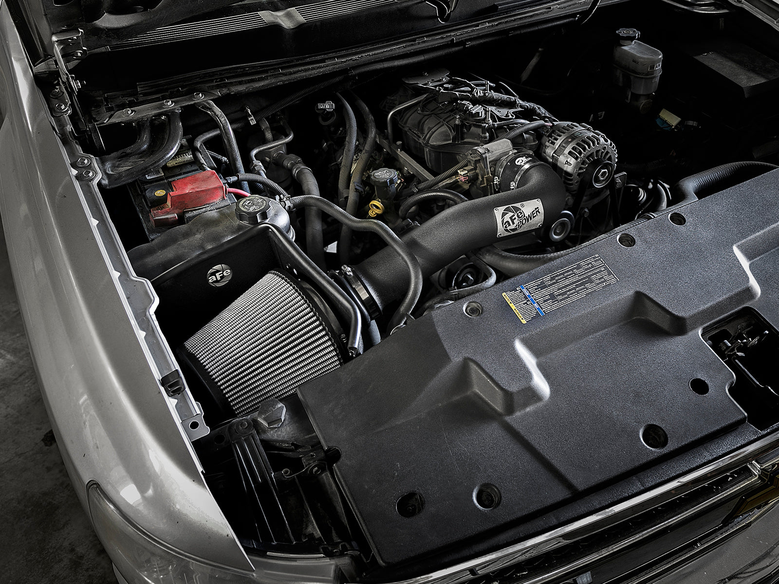 aFe Magnum FORCE Stage-2 Pro DRY S Cold Air Intake | Chevrolet Silverado V8-5.3L (09-13) (51-21752)