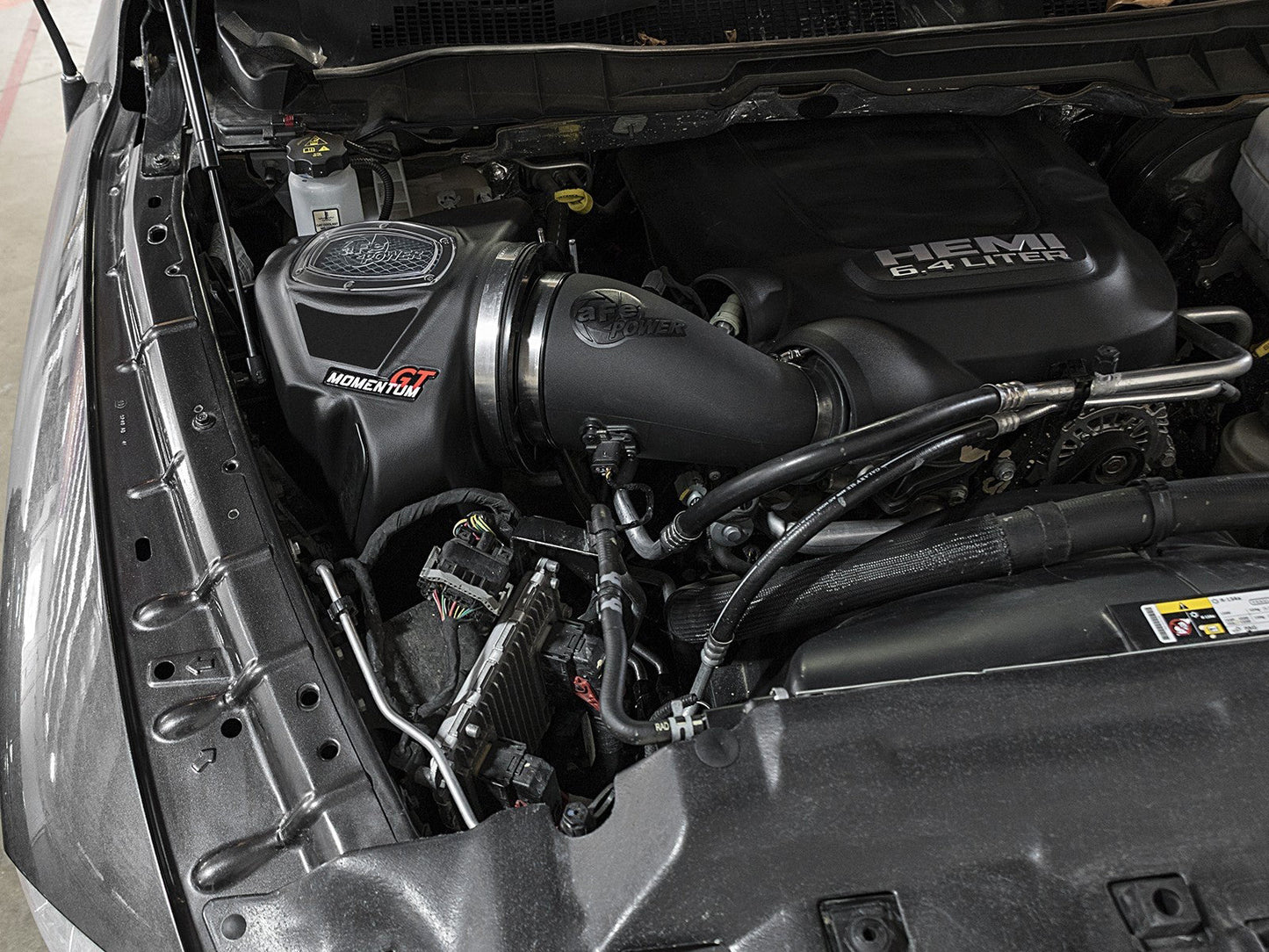 aFe Power Momentum GT Pro Dry S Cold Air Intake 14-16 Dodge Ram 2500 V8-6.4L Hemi (51-72103)