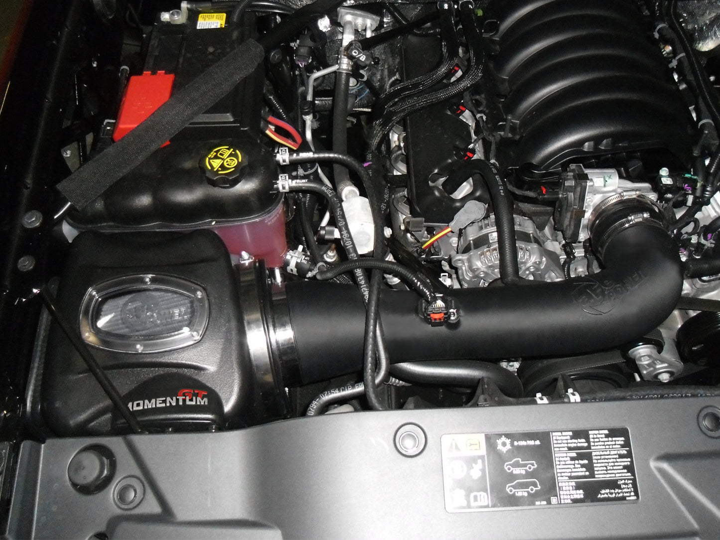 aFe Momentum GT PRO DRY S Cold Air Intake System | GM Silverado/Sierra V8-6.2L (15-17) (51-74104)