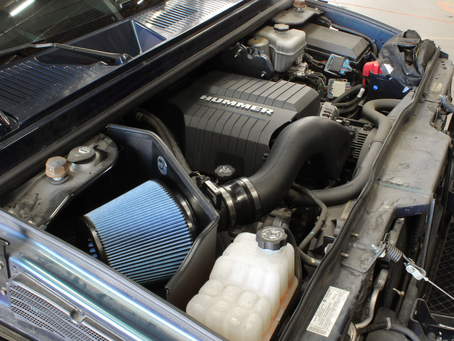 aFe Power MagnumFORCE Intakes Stage-2 Pro 5R Air Intake System Hummer H2 03-09 V8-6.0L (54-10402-1)