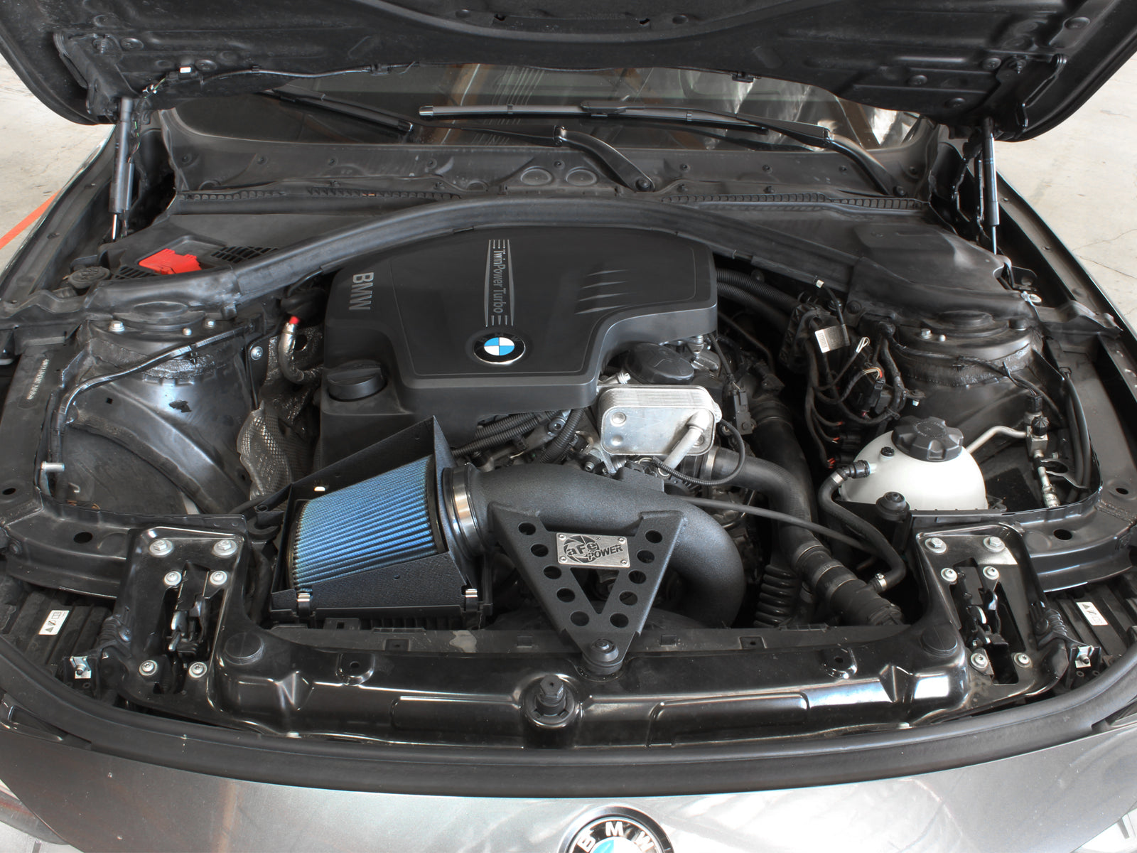 aFe 12-15 BMW 328i F30 L4 3.0L Turbo MagnumFORCE Stage-2 PRO 5R Intake (54-12212)