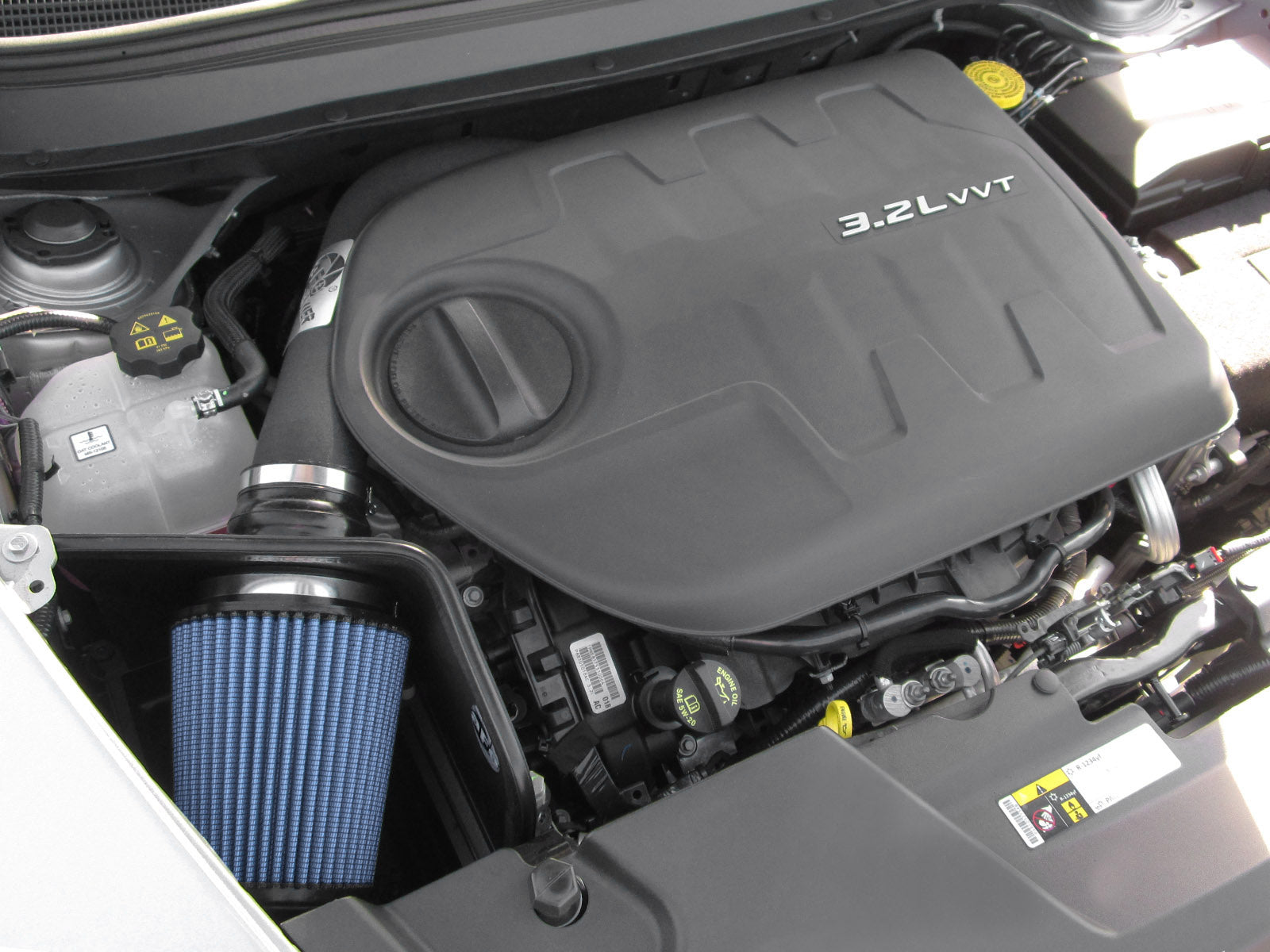 aFe Magnum FORCE Stage-2 Cold Air Intake F&R | Jeep Cherokee V6 3.2L (14) (54-12462)
