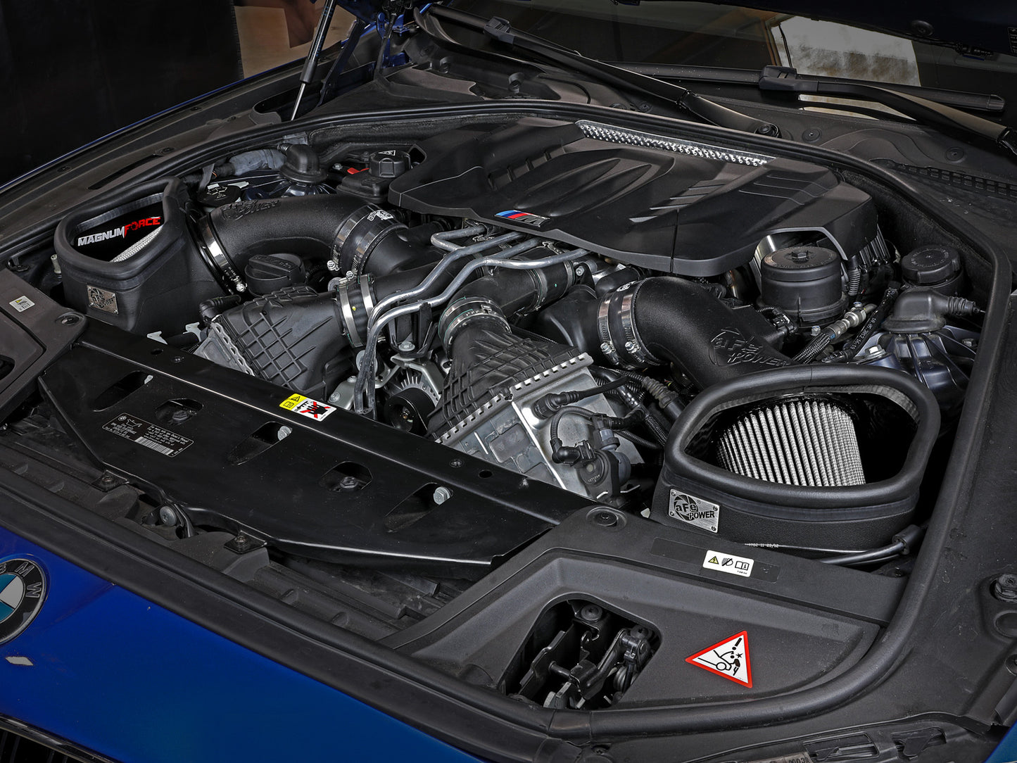 aFe Magnum FORCE Stage-2 Pro DRY S Cold Air Intake System | BMW M5 (F10) / M6 (F12/13) (54-13030D)