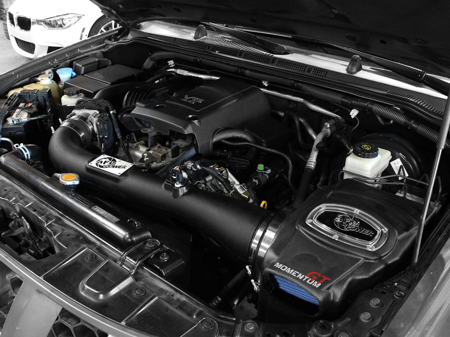 aFe Momentum GT Cold Air Intake System w/ Pro 5R Filter | Nissan Xterra (05-15) (54-76102)