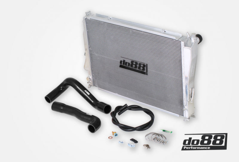 do88 Aluminum Radiator for BMW M3 E46 with Black Hoses - Part WC-310-S