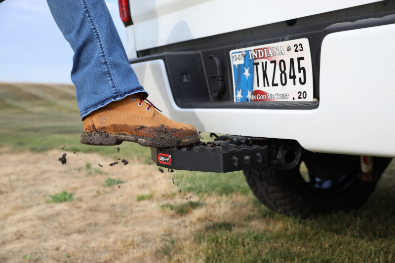 GEN-Y Hitch GH-060 Serrated Hitch Step for 2.5 inch Receiver 500 lb Capacity