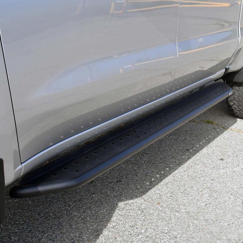 Westin 28-31275 Outlaw Running Board For 2019-2023 Chevy Silverado 1500