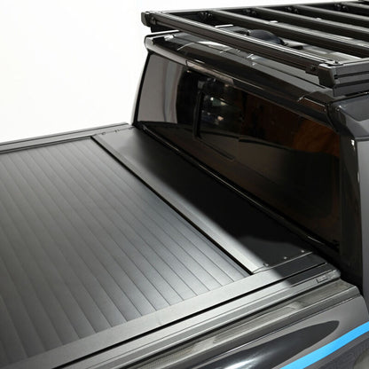 Westin 19-62785 Manual Retractable Tonneau Cover for 24-26 Toyota Tacoma 5'