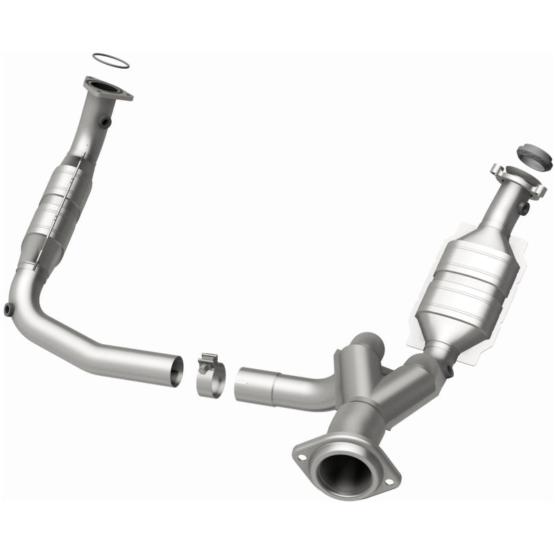 MagnaFlow OEM Catalytic Converter | Escalade 07-10, Silverado 07-13 (49631)