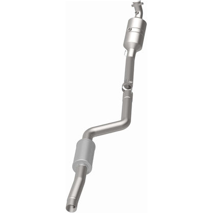 MagnaFlow 2008-2010 Mercedes-Benz C300 California Grade CARB Compliant Direct-Fit Catalytic Converter