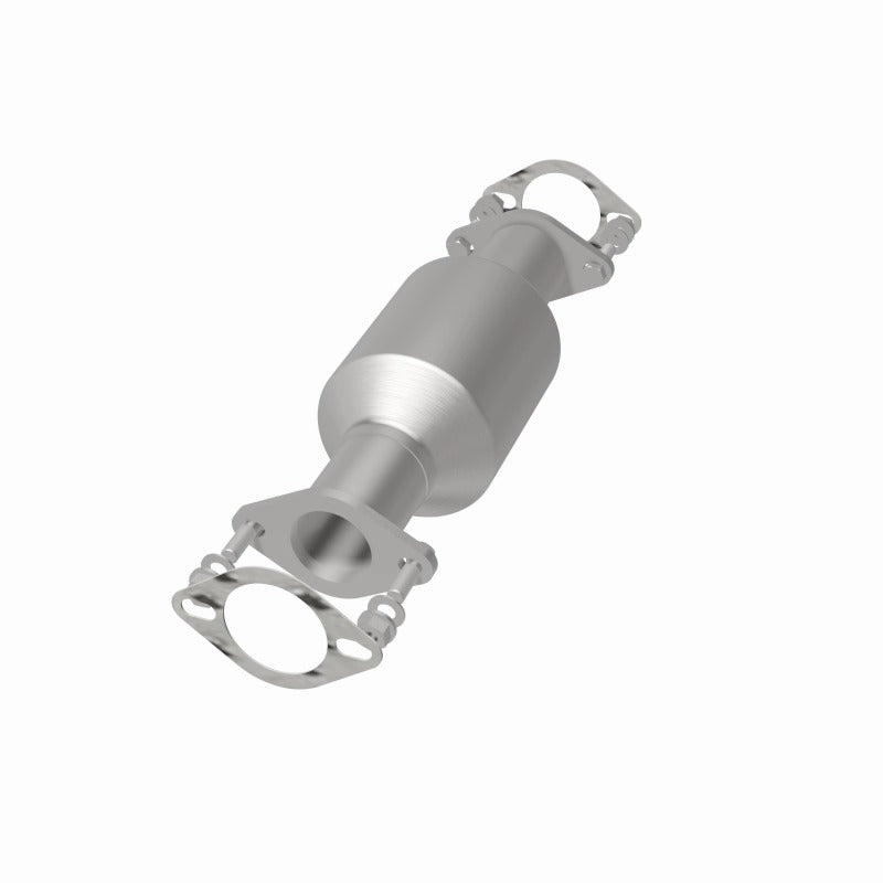 MagnaFlow Direct Fit Catalytic Converter 03-06 Kia Sorento 3.5L rear