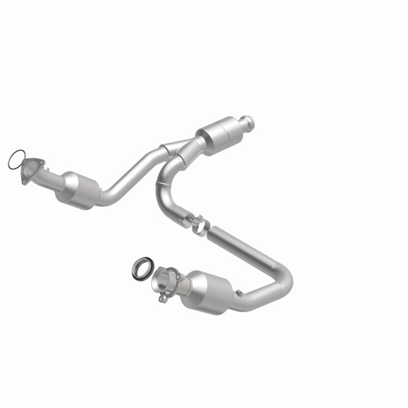 MagnaFlow OEM-Grade Catalytic Converter | GMC Sierra 14-16, Chevy Silverado 16-18 (52642)