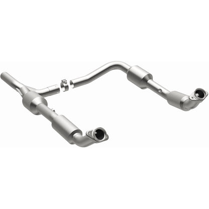 MagnaFlow California Grade CARB Compliant Direct-Fit Catalytic Converter 5582640