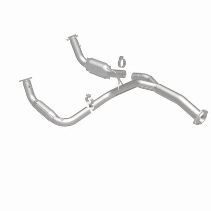 MagnaFlow OEM D&F Catalytic Converter | Silverado 2500HD/3500HD / Sierra 2500HD/3500HD (21-252)