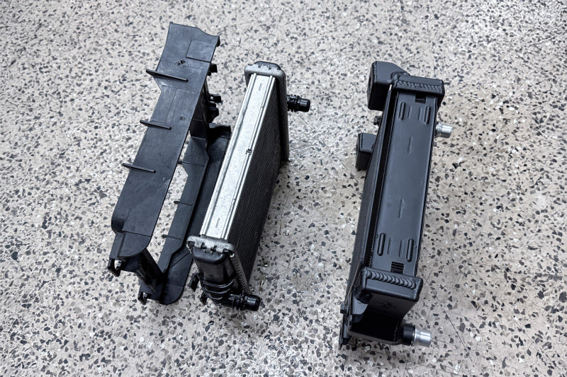 CSF Auxiliary Radiator | BMW F87 M2 / F30/F31/F34 / F22/F23 / G22/G23 (11-24) (8355)