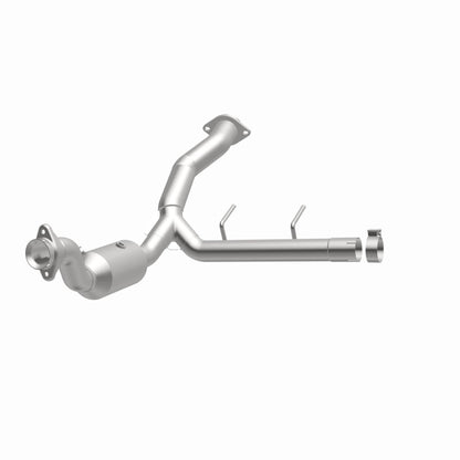 Magnaflow 15-20 F-150 OEM Grade Catalytic Converter | Ford 15-20 (21-475)
