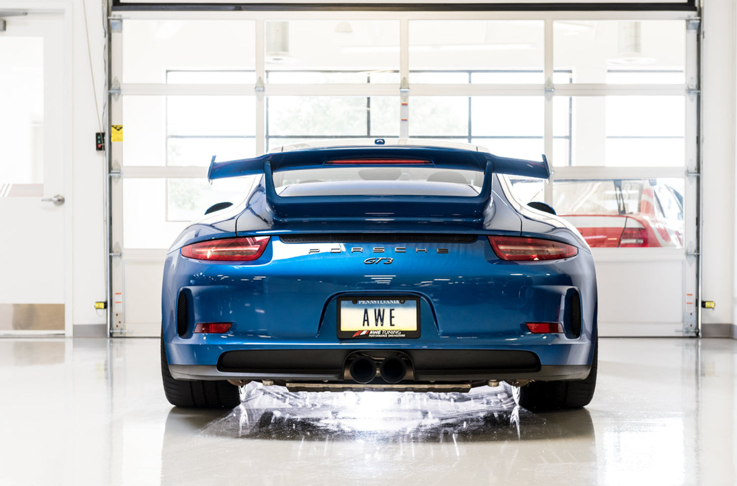 AWE Tuning AWE SwitchPath Exhaust for Porsche 991.1 / 991.2 GT3 / RS - Diamond Black Tips - 3025-33016