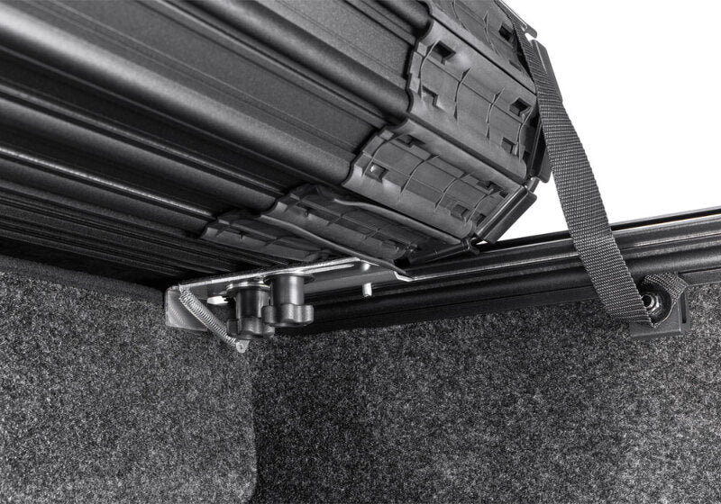 BAK 80304 Revolver X4s Hard Rolling Tonneau Cover for 1999-2007 Ford F-250/F-350