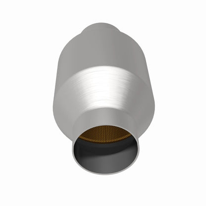 MagnaFlow Conv Univ 2.50inch C/C Met.