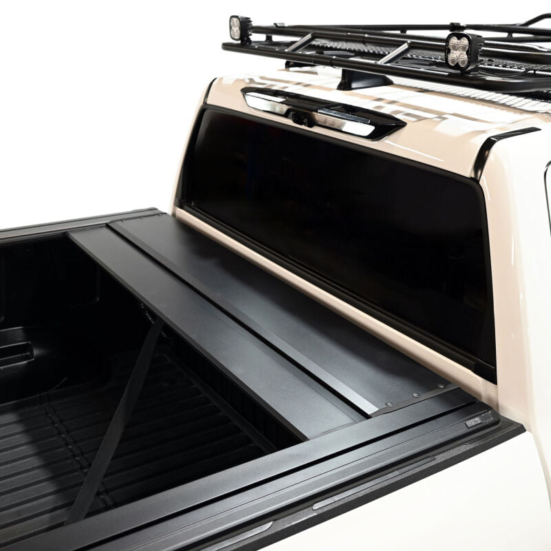 Westin 19-60285 Manual Retractable Tonneau Cover for 22-26 Toyota Tundra 5.5'