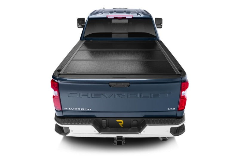 Undercover Flex Bed Cover | Chevy Silverado 2500/3500 HD 6.9ft (FX11024)