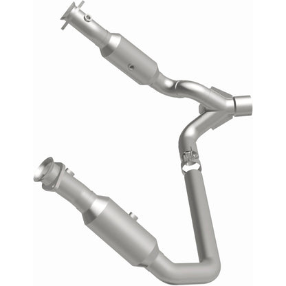 MagnaFlow California Grade CARB Compliant Direct-Fit Catalytic Converter 5551665