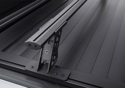 Retrax 2007-2020 Toyota Tundra CrewMax 5.5ft Bed RetraxPRO XR with Deck Rail System