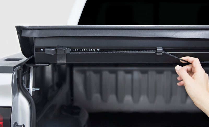 Access 07-19 Tundra 5ft 6in Roll-Up Cover | W/ Deck Rail (45239)