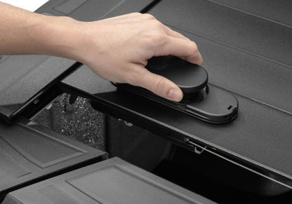Retrax 24 Toyota Tacoma PRO MX Bed Cover | Tacoma (24) (80871)