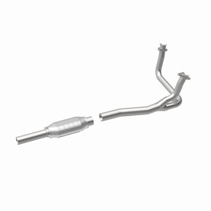 Magnaflow Standard Grade Catalytic Converter | Ford Bronco II/F-150/250 (78-97) (93307)