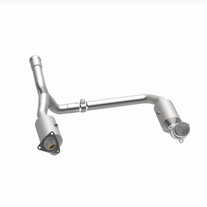Magnaflow 280656 DirectFit Converter For GMC Sierra 1500 4.3L/5.3L (19-20)