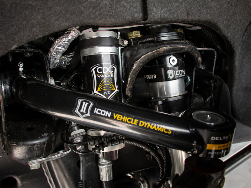 ICON 2.5 Series RR Shock System w/UCA | GM HD 2020+ (78734T)