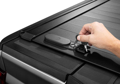 Retrax R-T-80482 RetraxPRO with EZ-Off FRC-4000 Retractable Tonneau Cover