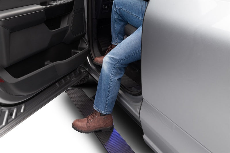 AMP Research 2015-2018 Ford F150 All Cabs PowerStep Plug N Play - Black