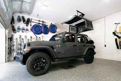 Bestop 42820-01 HOSS Hardtop Hoist for 18-26 Jeep Wrangler/Gladiator JK/JL/JT