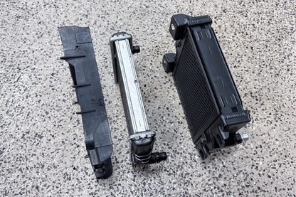 CSF Auxiliary Radiator | BMW F87 M2 / F30/F31/F34 / F22/F23 / G22/G23 (11-24) (8355)