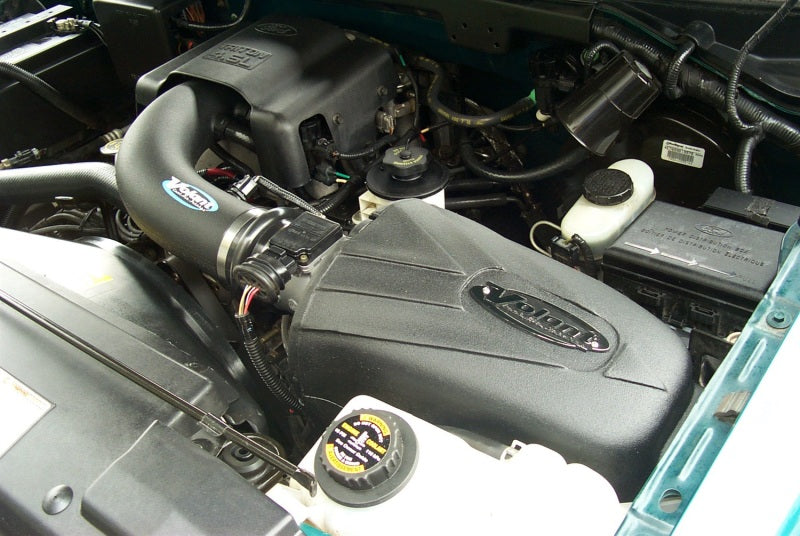 Volant PowerCore Closed Box Air Intake System | Ford Expedition (97-00) (198546)