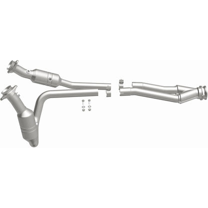 Magnaflow OEM Grade Direct-Fit Catalytic Converter | Ford Transit 150/250/350 (52436)