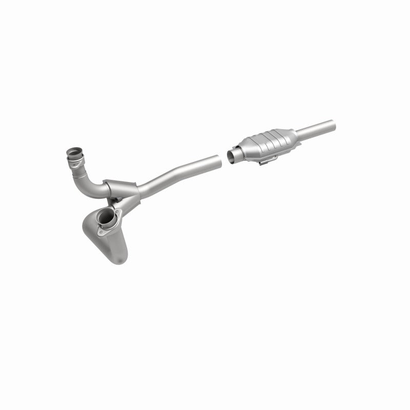 MagnaFlow Conv DF 78-97 Ford Trucks 5.8L V8 | (93312)