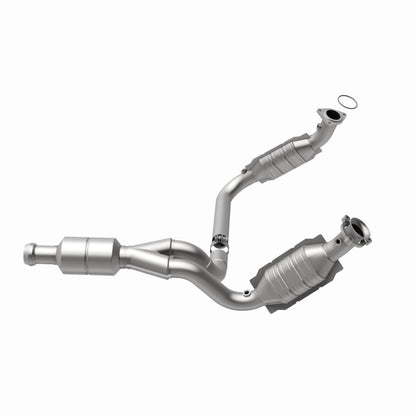 MagnaFlow Conv DF OEM Grade Catalytic Converter | Chevy Silverado 09-13 (51578)