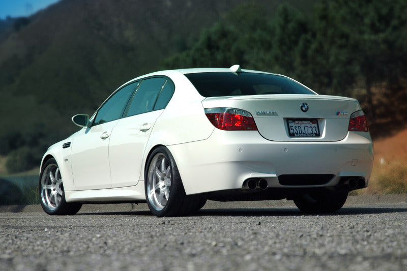 Dinan 06-10 BMW M5 Freeflow Axleback Exhaust System | Black