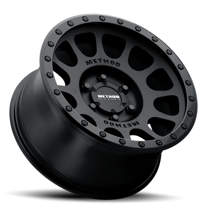 Method MR305 NV Double Black | 18x9" +25mm | 5x150mm Wheel