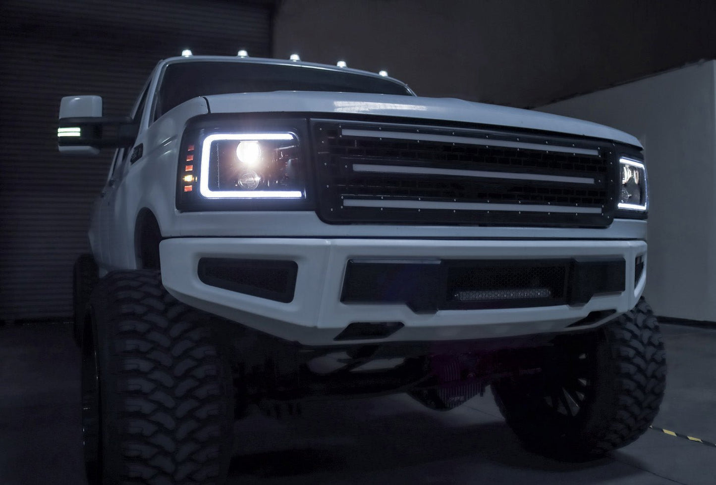 AlphaRex 92-96 Ford F-Series/Bronco PRO-Series Halogen Projector Headlights Black