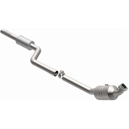 MagnaFlow 2008-2010 Mercedes-Benz C300 California Grade CARB Compliant Direct-Fit Catalytic Converter