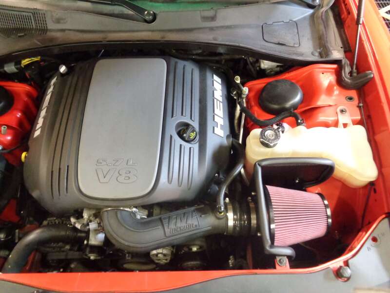 Flowmaster Perf Cold Air Intake For Dodge Magnum/Chrysler 300/Charger (04-24) (615105)