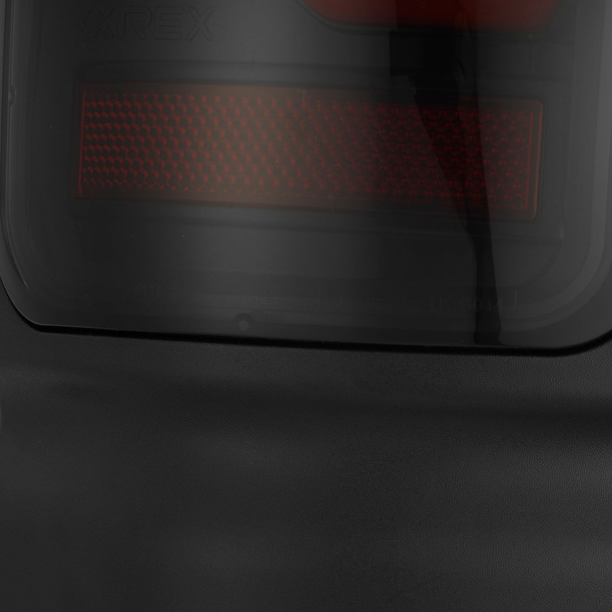 AlphaRex 94-01 Dodge Ram 1500/2500/3500 LUXX-Series LED Tail Lights - Black/Red