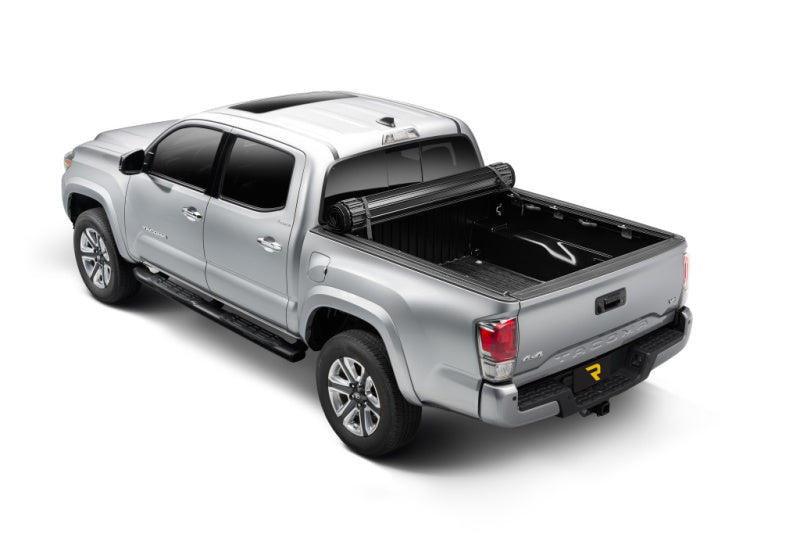 Truxedo 1556016 Sentry CT Tonneau Cover - Black For 16-23 Toyota Tacoma 5' Bed