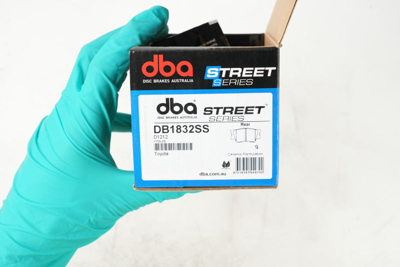 DBA Street Series Rear Brake Pads | Lexus ES300h (13-18) (DB1832SS)